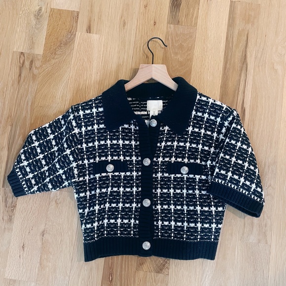 NWT H&M cardigan with collar SOLD OUT in stores - Picture 4 of 6